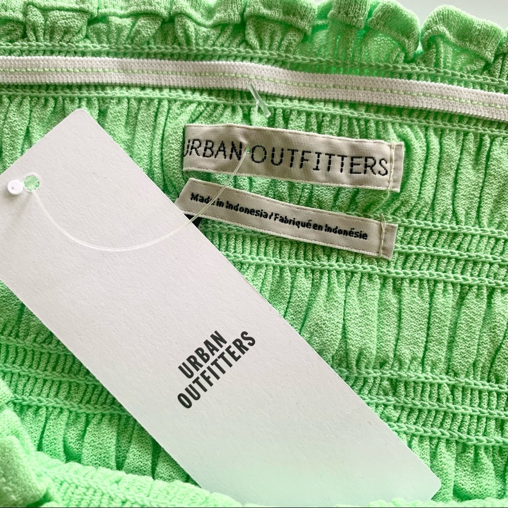 🌸New🌸 Urban Outfitters Daydreamer Smocked Pff-the-shoulder Blouse Medium - Picture 3 of 9